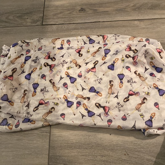 Exclusively for Joico tag saids Long infinity Scarf light weight - Picture 4 of 6